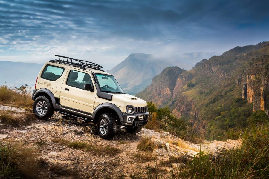  Suzuki Jimny 4SPORT Desert (JB) 2018 года  (BR) (фото 19 из 39)